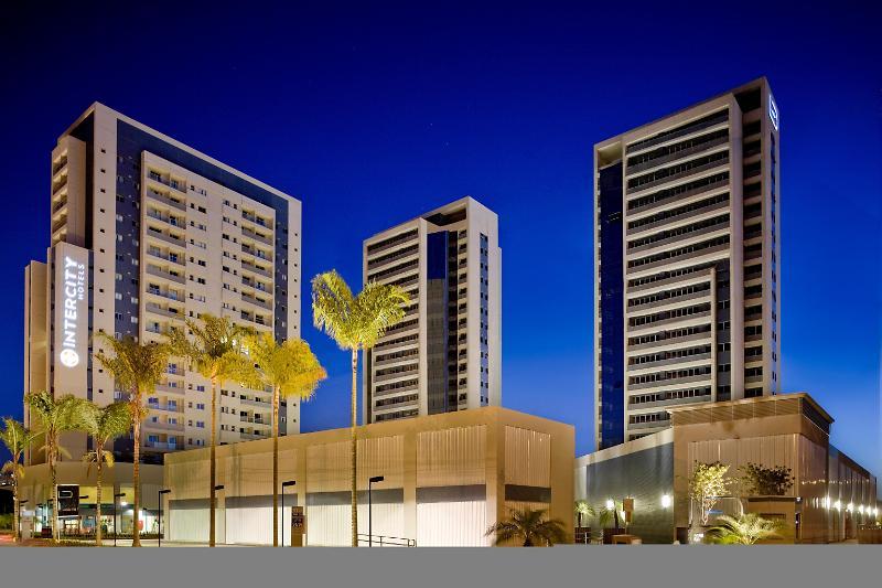 Intercity Brasilia Led Aguas Claras Hotel Exterior photo